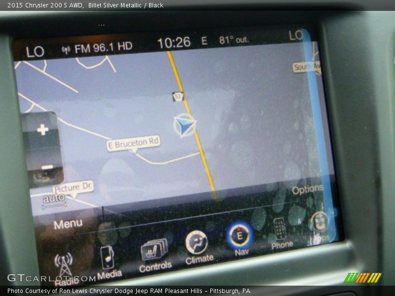 Navigation of 2015 200 S AWD