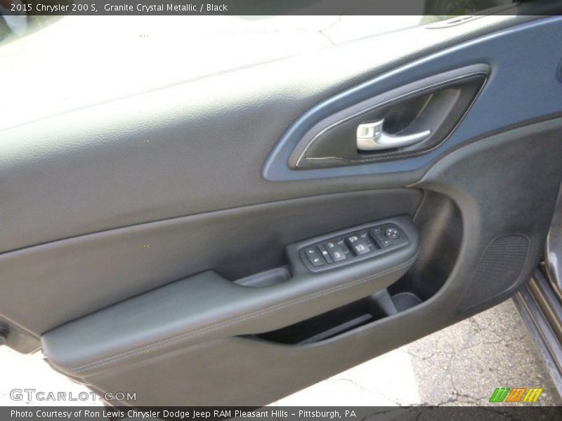 Granite Crystal Metallic / Black 2015 Chrysler 200 S
