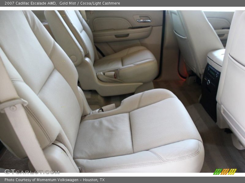 Gold Mist / Cocoa/Light Cashmere 2007 Cadillac Escalade AWD
