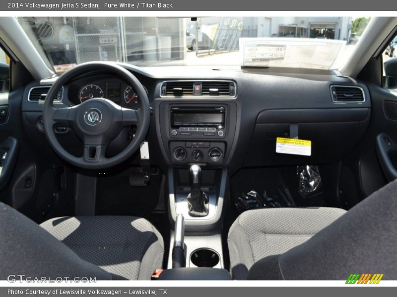 Pure White / Titan Black 2014 Volkswagen Jetta S Sedan