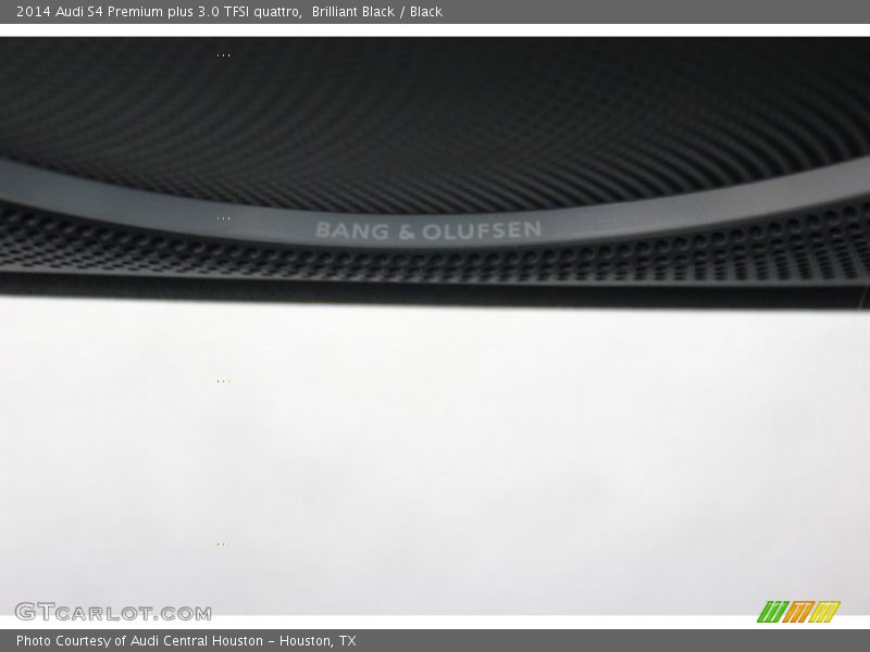 Audio System of 2014 S4 Premium plus 3.0 TFSI quattro