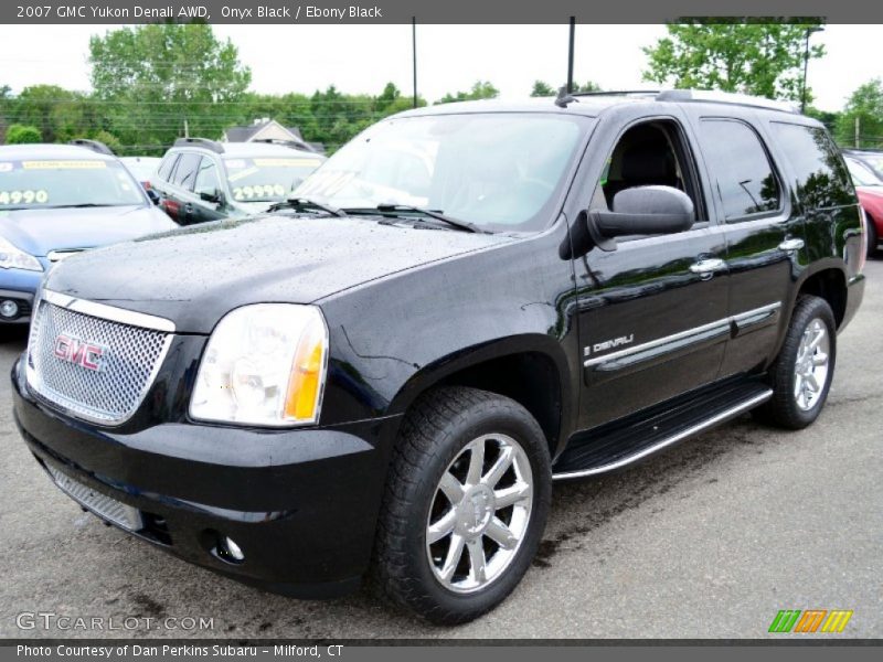 Onyx Black / Ebony Black 2007 GMC Yukon Denali AWD