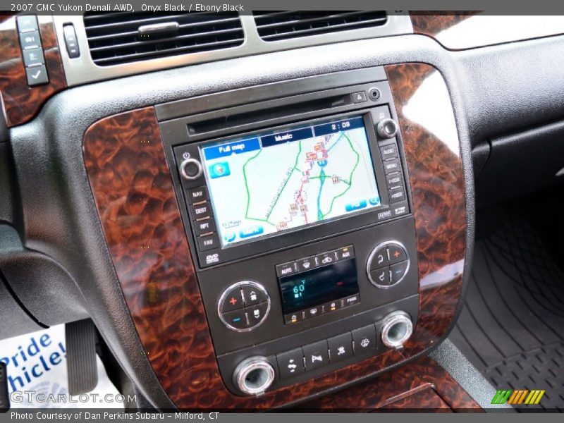 Onyx Black / Ebony Black 2007 GMC Yukon Denali AWD