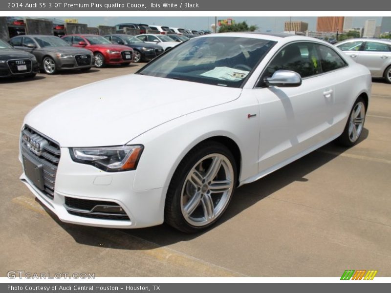 Front 3/4 View of 2014 S5 3.0T Premium Plus quattro Coupe