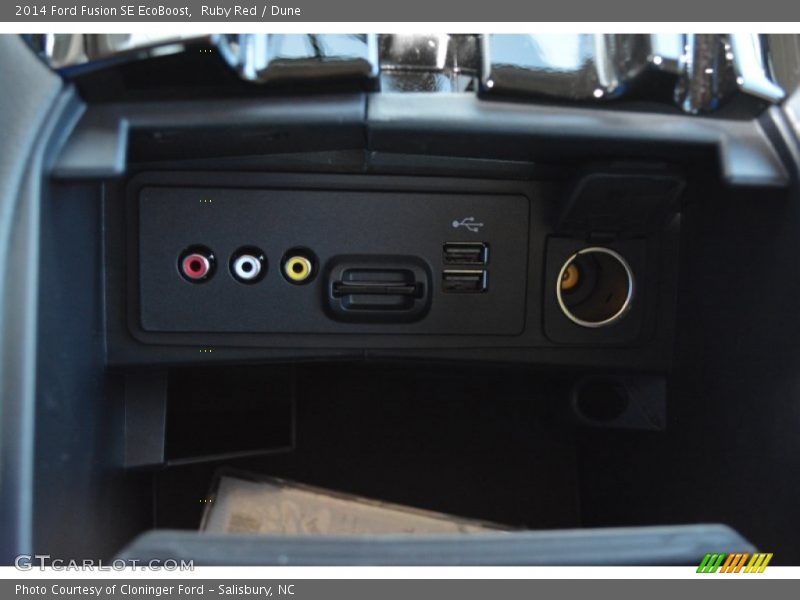 Ruby Red / Dune 2014 Ford Fusion SE EcoBoost