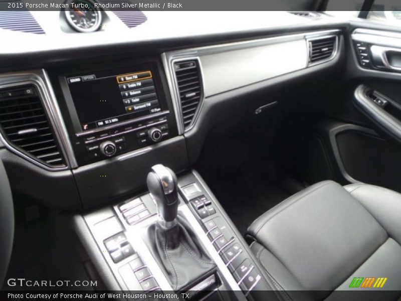 Controls of 2015 Macan Turbo