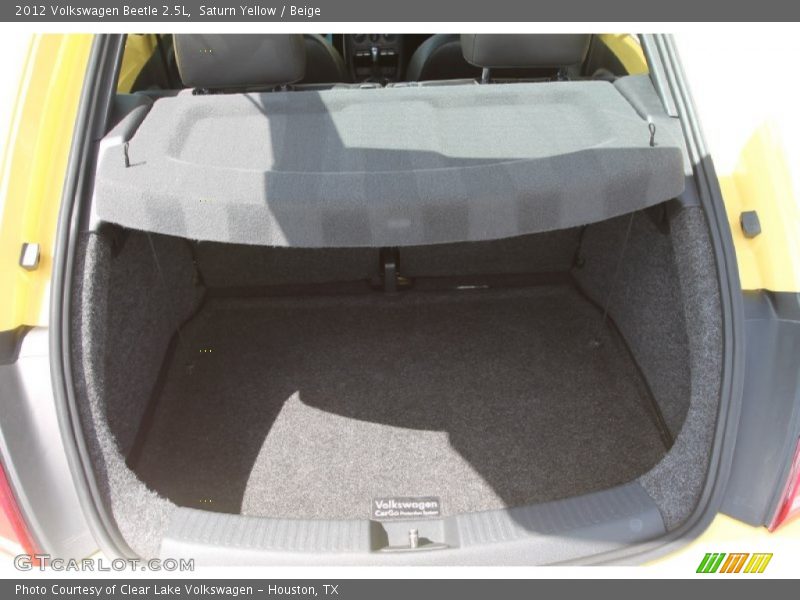 Saturn Yellow / Beige 2012 Volkswagen Beetle 2.5L