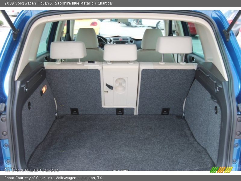Sapphire Blue Metallic / Charcoal 2009 Volkswagen Tiguan S