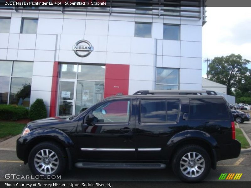 Super Black / Graphite 2011 Nissan Pathfinder LE 4x4