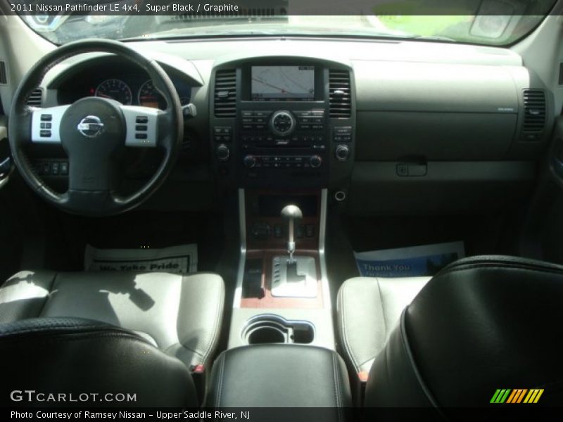 Super Black / Graphite 2011 Nissan Pathfinder LE 4x4