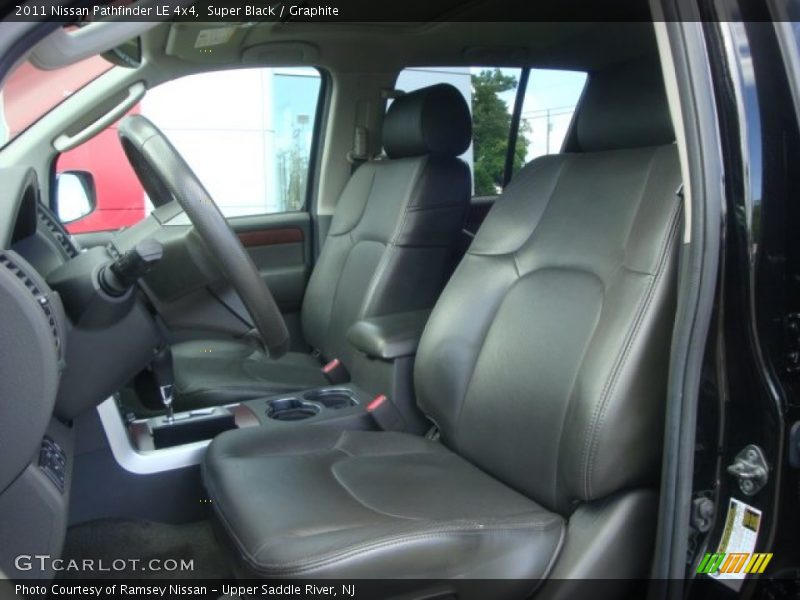 Super Black / Graphite 2011 Nissan Pathfinder LE 4x4