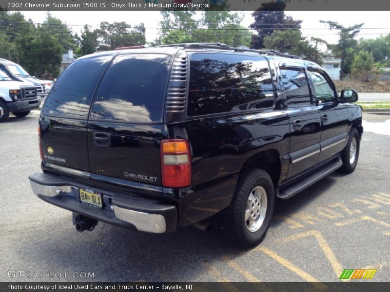 Onyx Black / Medium Gray/Neutral 2002 Chevrolet Suburban 1500 LS