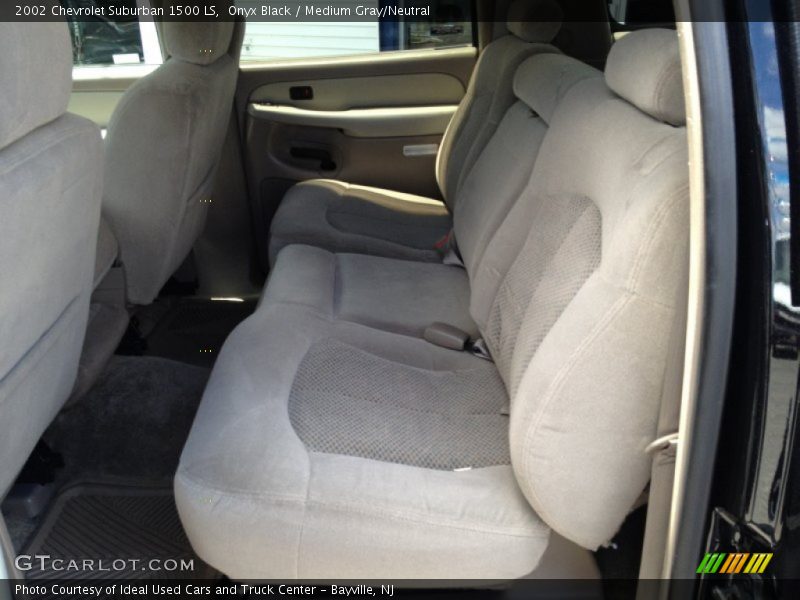 Onyx Black / Medium Gray/Neutral 2002 Chevrolet Suburban 1500 LS