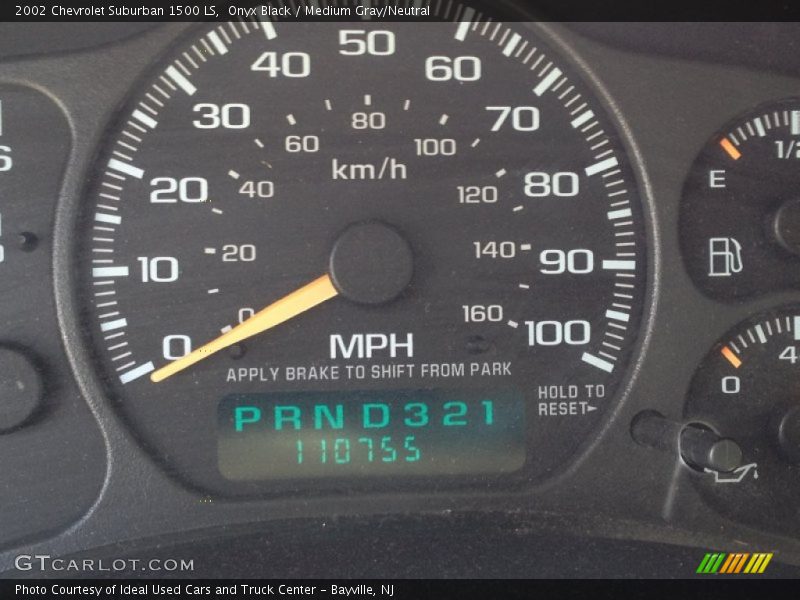 Onyx Black / Medium Gray/Neutral 2002 Chevrolet Suburban 1500 LS