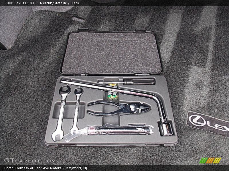 Mercury Metallic / Black 2006 Lexus LS 430