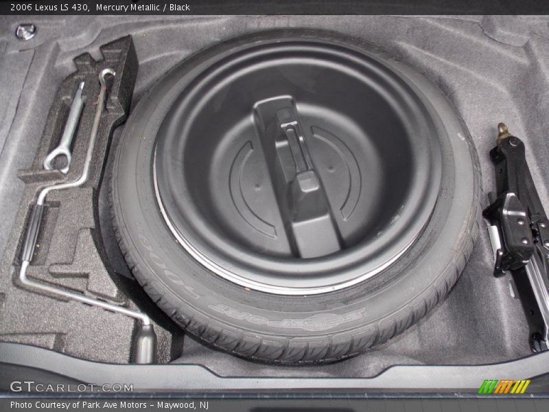 Mercury Metallic / Black 2006 Lexus LS 430