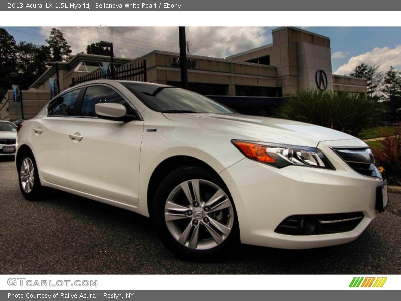Front 3/4 View of 2013 ILX 1.5L Hybrid