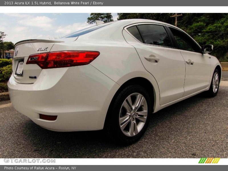 Bellanova White Pearl / Ebony 2013 Acura ILX 1.5L Hybrid