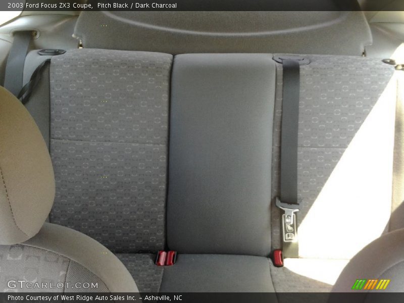 Pitch Black / Dark Charcoal 2003 Ford Focus ZX3 Coupe
