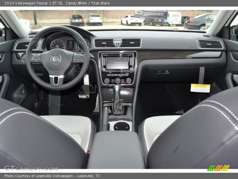 Candy White / Titan Black 2014 Volkswagen Passat 1.8T SE