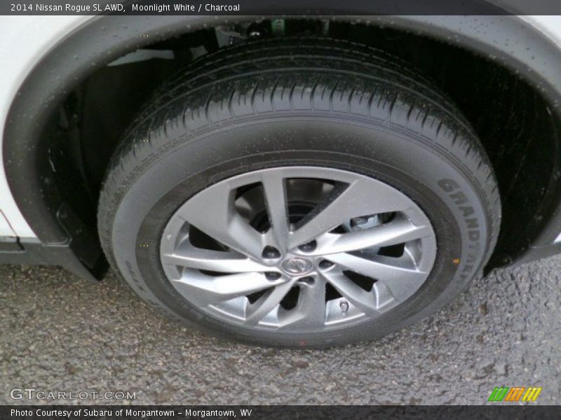 Moonlight White / Charcoal 2014 Nissan Rogue SL AWD