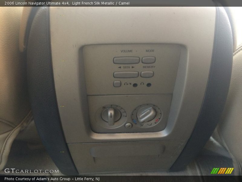 Light French Silk Metallic / Camel 2006 Lincoln Navigator Ultimate 4x4
