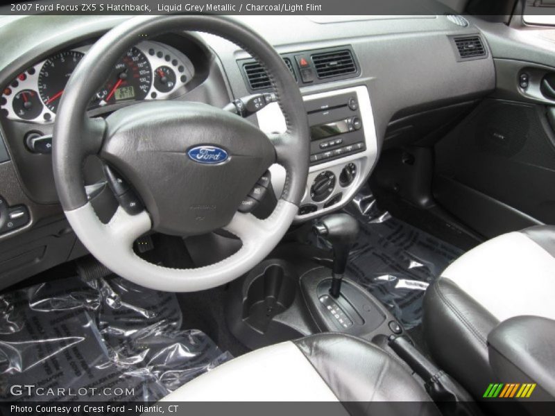 Liquid Grey Metallic / Charcoal/Light Flint 2007 Ford Focus ZX5 S Hatchback