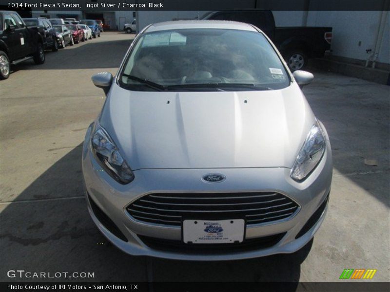 Ingot Silver / Charcoal Black 2014 Ford Fiesta S Sedan