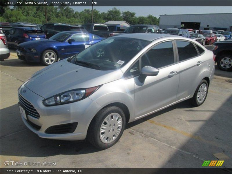 Ingot Silver / Charcoal Black 2014 Ford Fiesta S Sedan