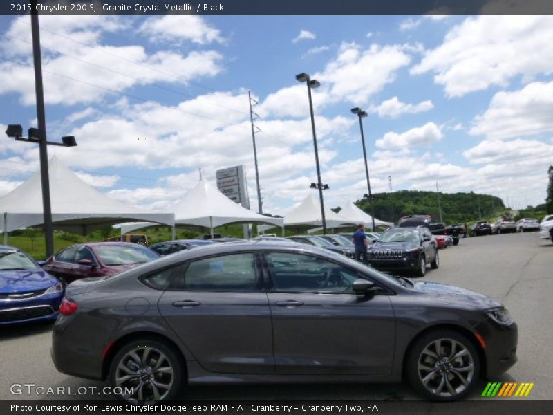 Granite Crystal Metallic / Black 2015 Chrysler 200 S