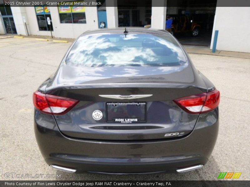 Granite Crystal Metallic / Black 2015 Chrysler 200 S