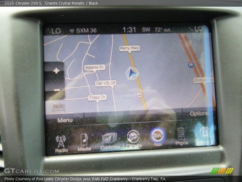 Navigation of 2015 200 S