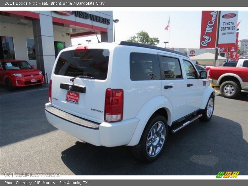 Bright White / Dark Slate Gray 2011 Dodge Nitro Heat