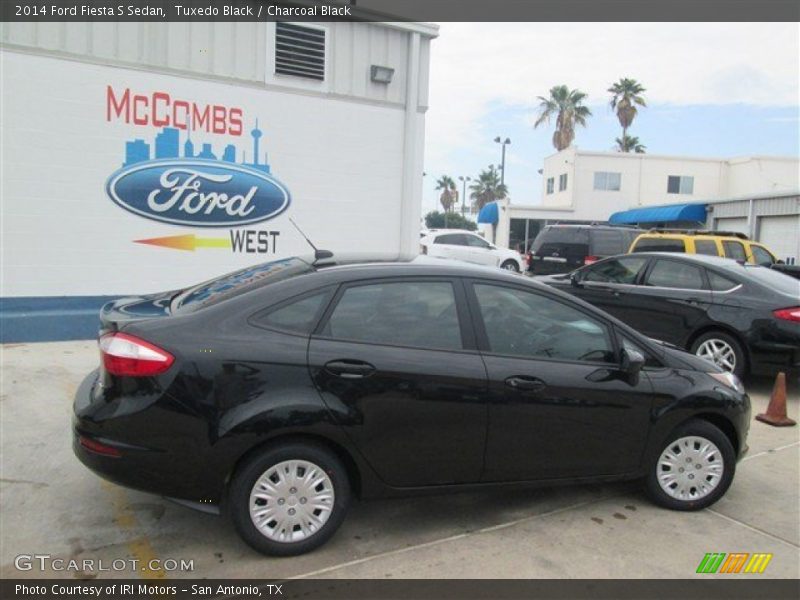 Tuxedo Black / Charcoal Black 2014 Ford Fiesta S Sedan