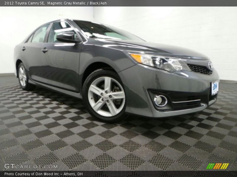 Magnetic Gray Metallic / Black/Ash 2012 Toyota Camry SE