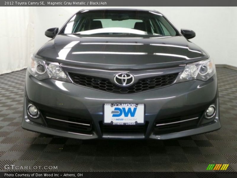 Magnetic Gray Metallic / Black/Ash 2012 Toyota Camry SE