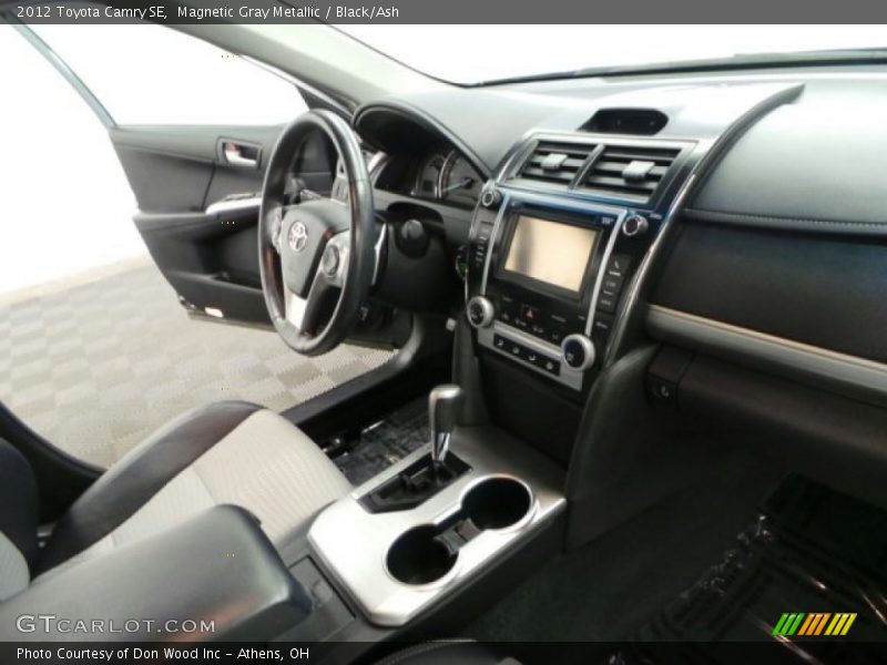 Magnetic Gray Metallic / Black/Ash 2012 Toyota Camry SE