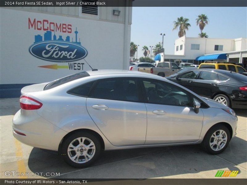 Ingot Silver / Charcoal Black 2014 Ford Fiesta SE Sedan