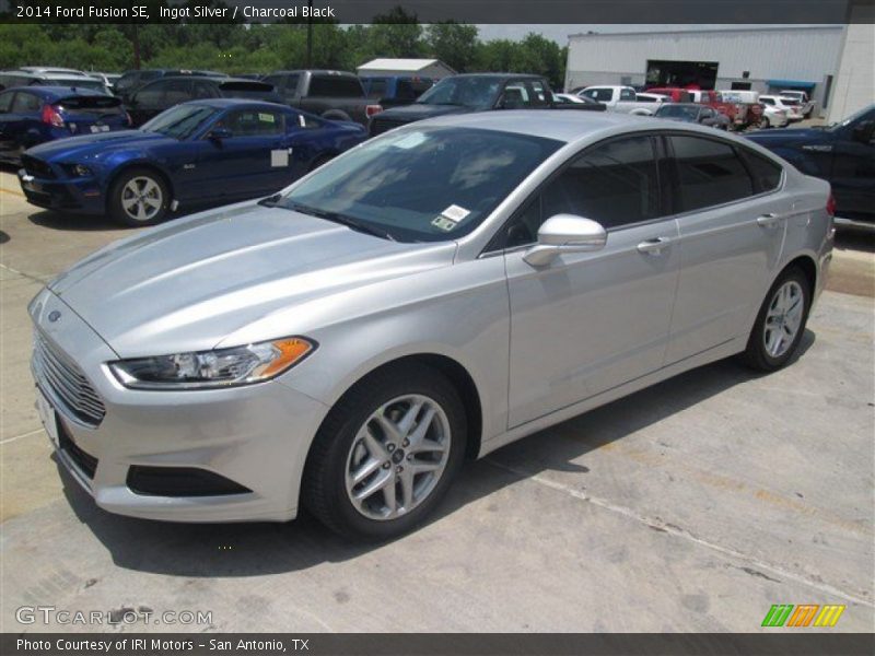 Ingot Silver / Charcoal Black 2014 Ford Fusion SE