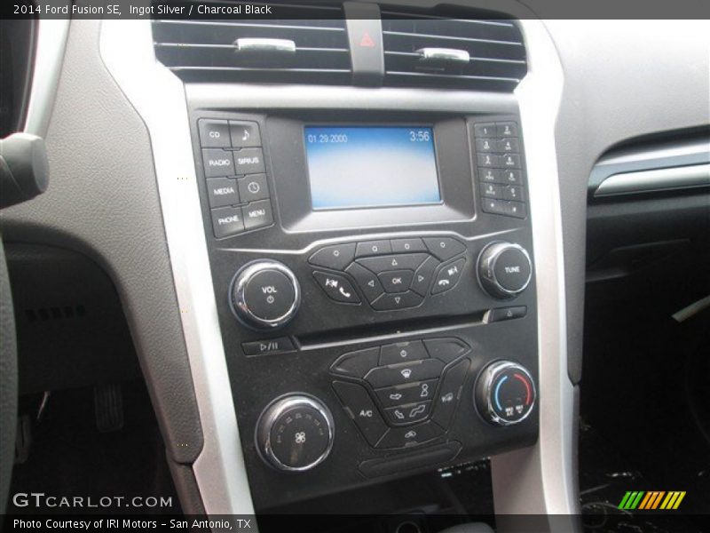 Ingot Silver / Charcoal Black 2014 Ford Fusion SE