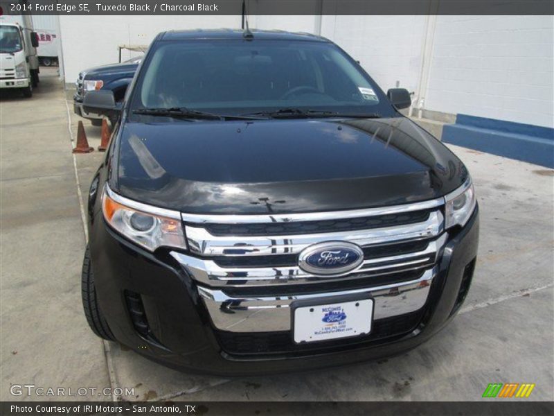 Tuxedo Black / Charcoal Black 2014 Ford Edge SE