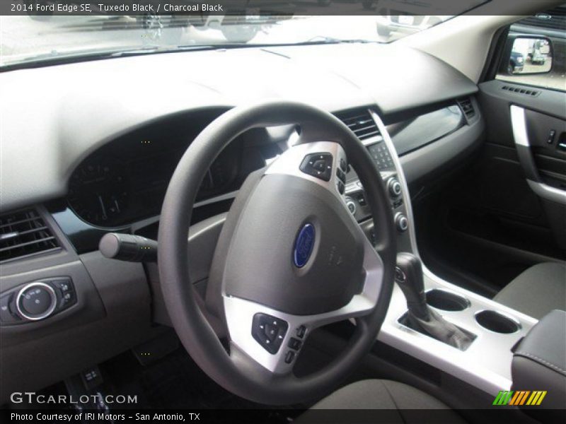 Tuxedo Black / Charcoal Black 2014 Ford Edge SE