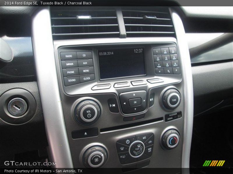 Tuxedo Black / Charcoal Black 2014 Ford Edge SE