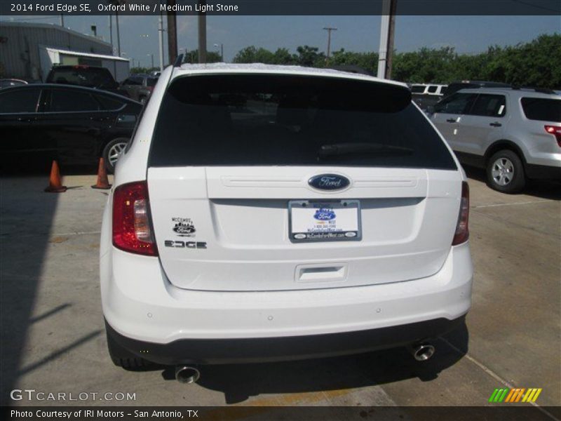 Oxford White / Medium Light Stone 2014 Ford Edge SE