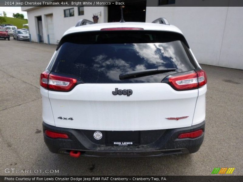 Bright White / Morocco - Black 2014 Jeep Cherokee Trailhawk 4x4