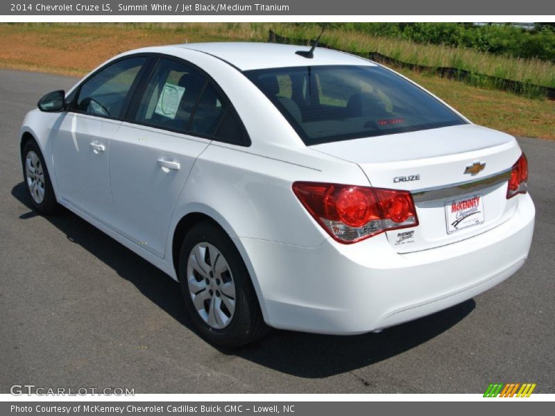 Summit White / Jet Black/Medium Titanium 2014 Chevrolet Cruze LS