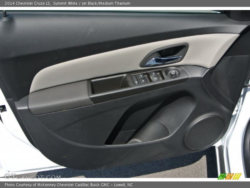 Summit White / Jet Black/Medium Titanium 2014 Chevrolet Cruze LS