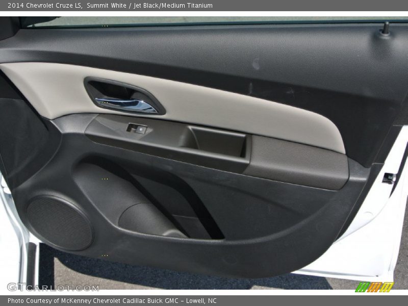 Summit White / Jet Black/Medium Titanium 2014 Chevrolet Cruze LS
