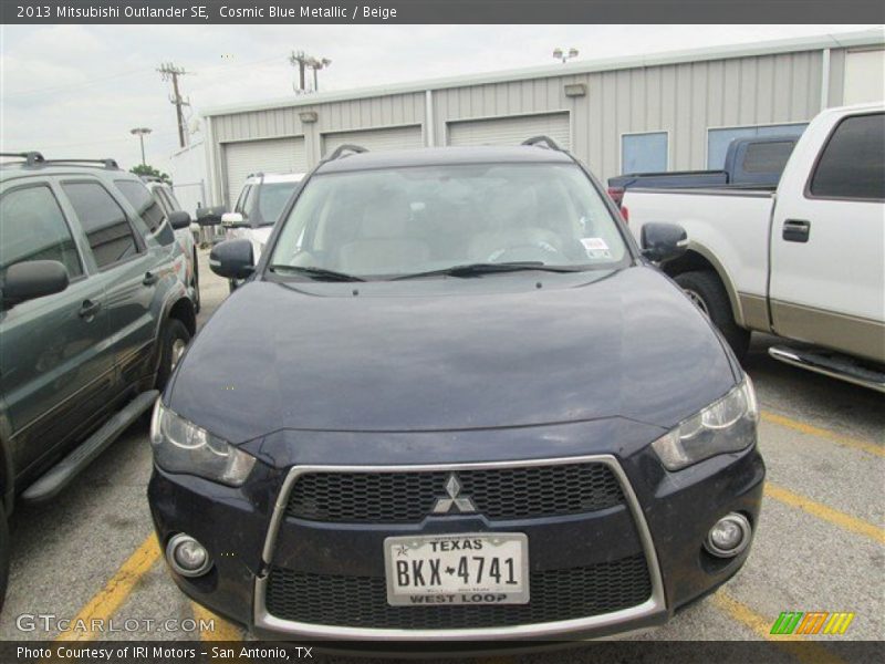 Cosmic Blue Metallic / Beige 2013 Mitsubishi Outlander SE