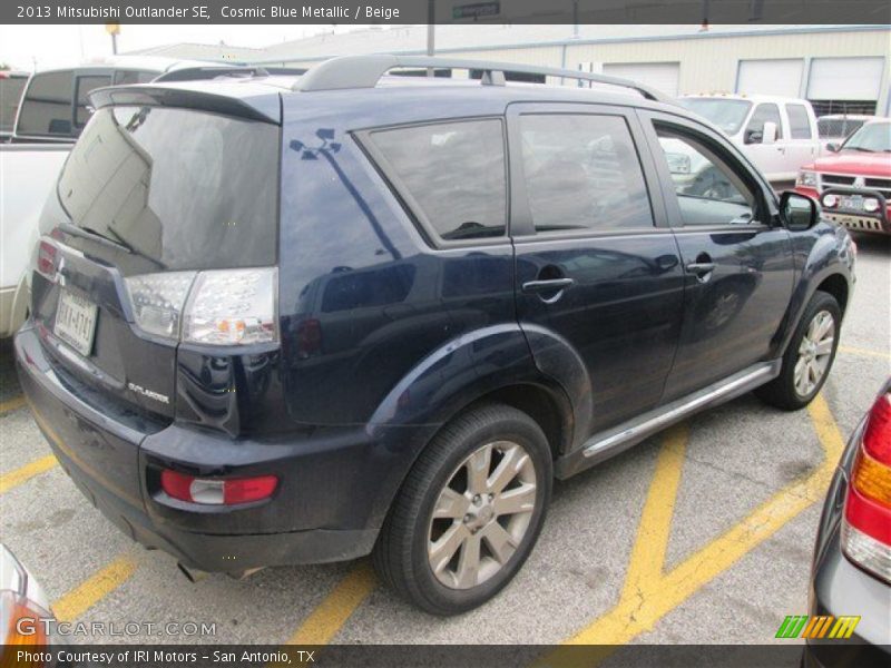 Cosmic Blue Metallic / Beige 2013 Mitsubishi Outlander SE